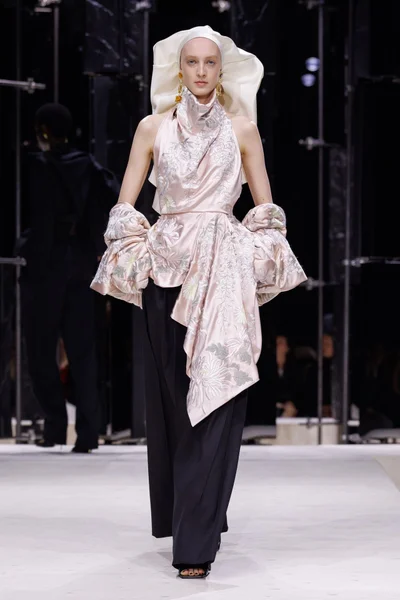 Look 51